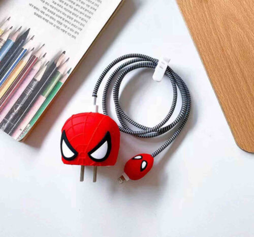 Protector cargador iphone Spiderman