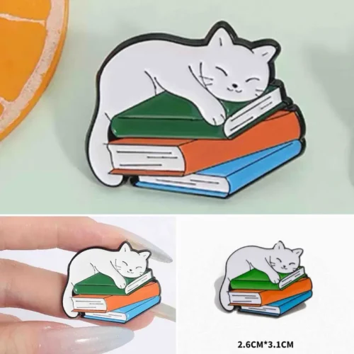 Pin gato dormilón